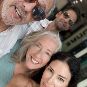 Lucky Shuck - Good times with Jeffrey B., his wife and my brother - Seafood Near Me - Jupiter, Florida Lucky Shuck - Good times with Jeffrey B., his wife and my brother - Seafood Near Me - Jupiter, Florida