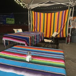 El Atoron Tacos & Ceviche - Outside seating area