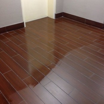 Hampton Inn High Point - I almost fell! No sign to tell me wet floor when getting off the elevator. - Hotels Near Me - Archdale, North Carolina Hampton Inn High Point - I almost fell! No sign to tell me wet floor when getting off the elevator. - Hotels Near Me - Archdale, North Carolina