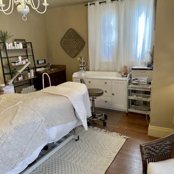 Balance Skin Care & Electrolysis - Clean and comfortable