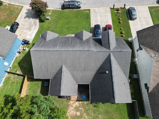 Maven Roofing by null