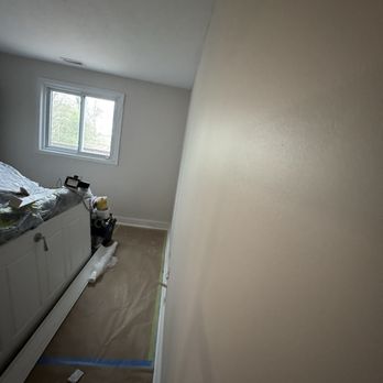 Magz Contracting - Fresh paint - Painters Near Me - London, Ontario Magz Contracting - Fresh paint - Painters Near Me - London, Ontario
