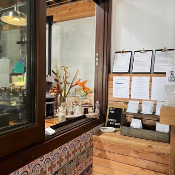 ChadLou's Coffee Roasters - inside - Coffee & Tea Near Me - Kailua, Hawaii