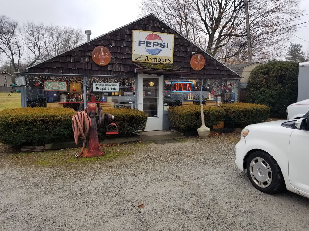 LARRY’S ANTIQUES 201 SW G St, Richmond, Indiana Antiques Phone