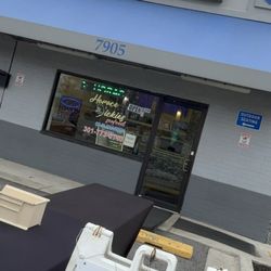 Horace and Dickies Seafood of Glenarden