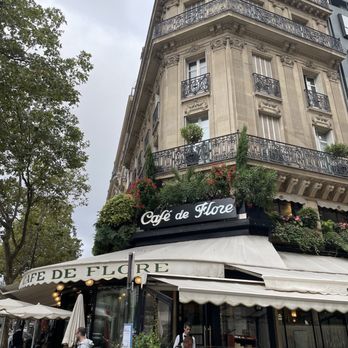 Café de Flore - Cafes Near Me - Paris, 75 Café de Flore - Cafes Near Me - Paris, 75