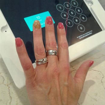Hollywood Nails - Nail Salons Near Me - Warwick, Rhode Island