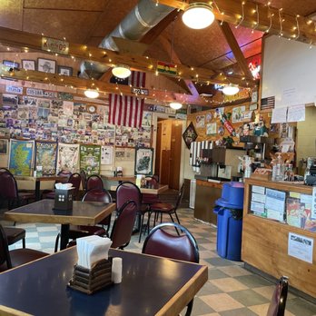 Lee's Almost by the Lake - Original dining area - New American Near Me - Spicewood, Texas Lee's Almost by the Lake - Original dining area - New American Near Me - Spicewood, Texas