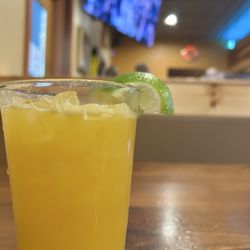 Hey Neighbor! Pizza- Friendly - Drinkie with a basketball game ? Yes please