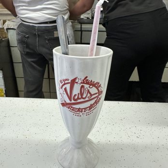 Val's Burgers - Chocolate Shake - Burgers Near Me - Hayward, California Val's Burgers - Chocolate Shake - Burgers Near Me - Hayward, California