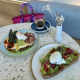 Smashed Avo Toast