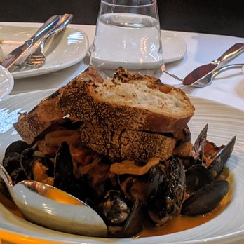 Prime 1024 - Mussels appetizer, all about the sauce! - Italian Near Me - Roslyn, New York Prime 1024 - Mussels appetizer, all about the sauce! - Italian Near Me - Roslyn, New York