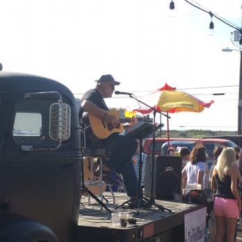 Suck Dem Heads & Brews - Sweet tunes. - Festivals Near Me - Austin, Texas