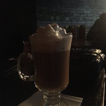 The Ice House - Pasadena - White Russian 4/5 - Comedy Clubs Near Me - Pasadena, California