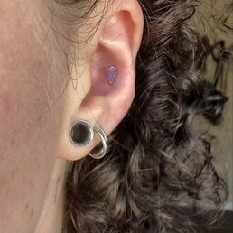 conch piercing