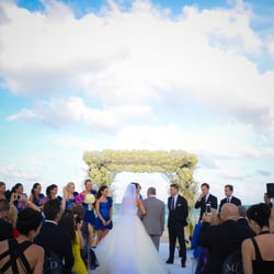 The Bath Club - Beach Ceremony