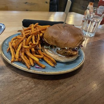 Thompson & Co - Nashville Hot Chicken - New American Near Me - Ypsilanti, Michigan Thompson & Co - Nashville Hot Chicken - New American Near Me - Ypsilanti, Michigan