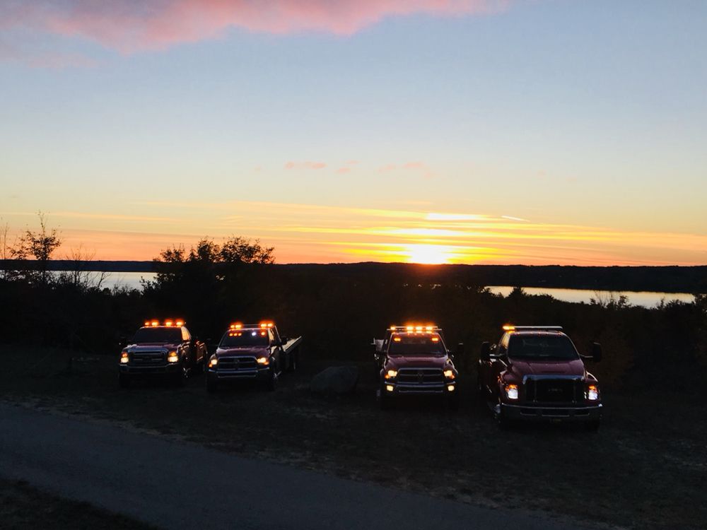 BINGHAM BODY & TOWING Updated October 2024 13 Photos 8397 E