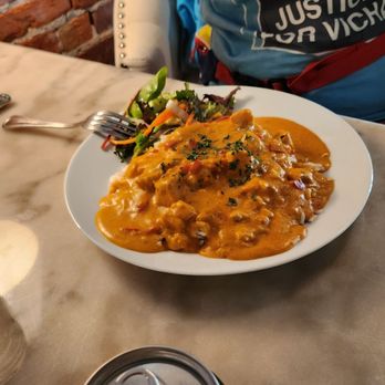 Lili's Brazilian Bistro - Curry tilapia - Brazilian Near Me - Chico, California