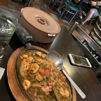 Mi Pueblito - Mexican Near Me - Kearny, New Jersey