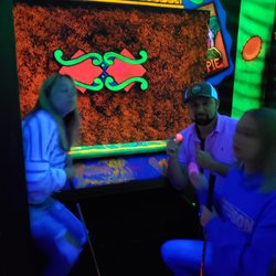 Amazing Mirror Maze & Circus Golf