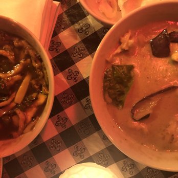 Ping Pong - green curry, spicy garlic chx - Chinese Near Me - Chicago, Illinois Ping Pong - green curry, spicy garlic chx - Chinese Near Me - Chicago, Illinois