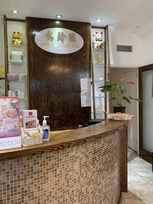 Ling Mak Beauty Spa by null