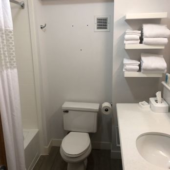Hampton Inn & Suites Cleveland/Independence - Hotels Near Me - Independence, Ohio Hampton Inn & Suites Cleveland/Independence - Hotels Near Me - Independence, Ohio