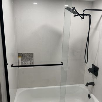 Ac Glass Screen and Windows - Glass & Mirrors Near Me Ac Glass Screen and Windows - Glass & Mirrors Near Me