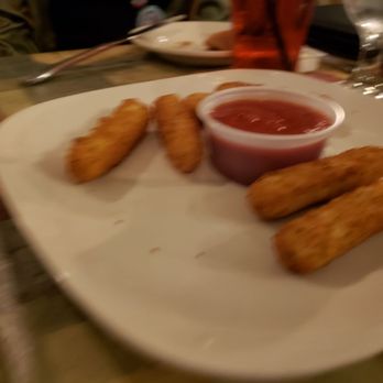 Salute Italian Restaurant - Mozz sticks - Italian Near Me - Racine, Wisconsin Salute Italian Restaurant - Mozz sticks - Italian Near Me - Racine, Wisconsin
