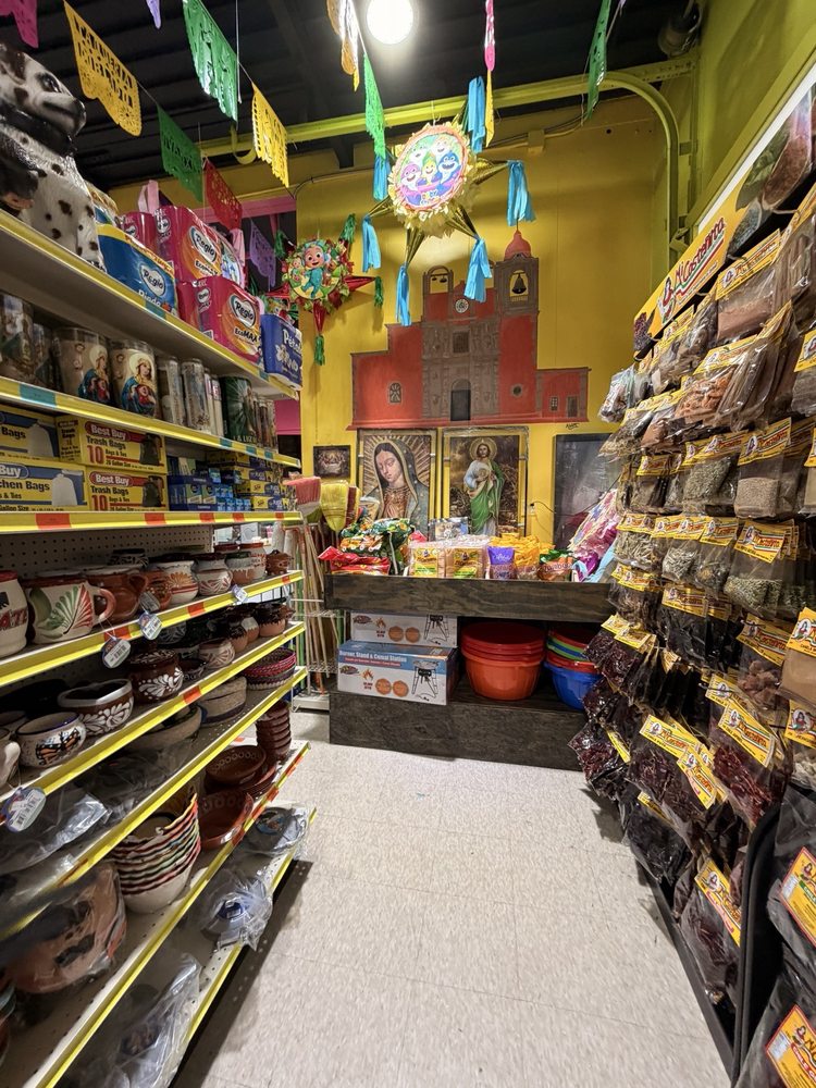 Doblado Mexican Grocery Logo