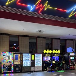 MJR Southgate Cinema - Arcade games and claw machines