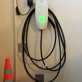 Artisan Electrical & HVAC - Tesla charger Gen3 - Electricians Near Me - Tracy, California Artisan Electrical & HVAC - Tesla charger Gen3 - Electricians Near Me - Tracy, California