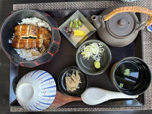 Toku Unagi & Sushi by null