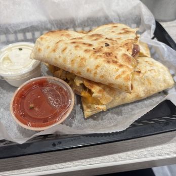 Fuentes Cafe - Buffalo chx quesadilla - Cafes Near Me - Lutherville-Timonium, Maryland