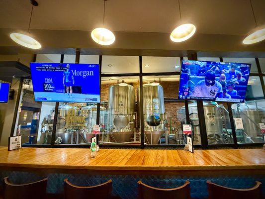Roosters Brewing by null