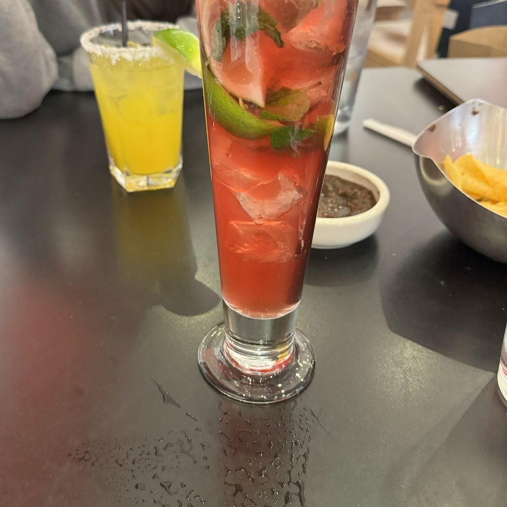 Cantina Laredo - Cantina Mojito - Mexican Near Me - Bloomington, Minnesota