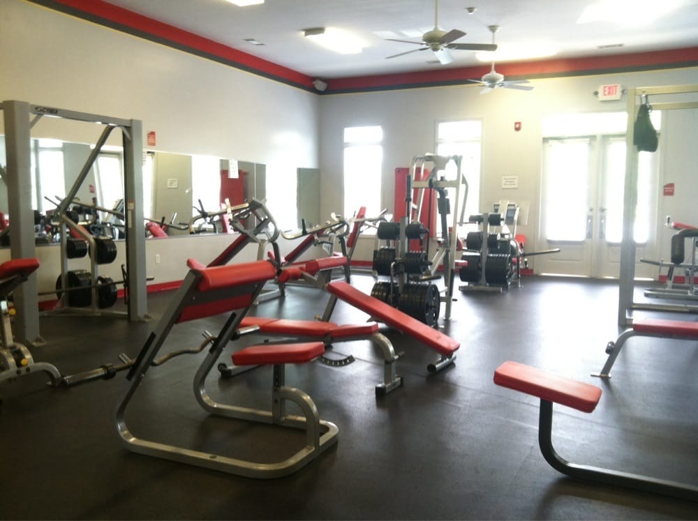 SNAP FITNESS Updated October 2024 2512 Redwine Rd, Fayetteville
