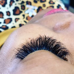 Go Naked Wax and Lash studio