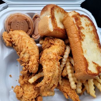 Raising Cane's Chicken Fingers - Box Combo - Southern Near Me - Colma, California Raising Cane's Chicken Fingers - Box Combo - Southern Near Me - Colma, California