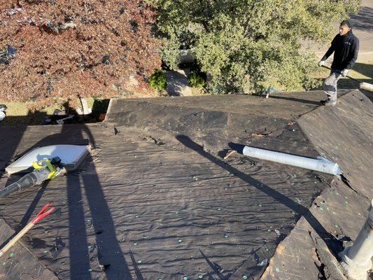 Kiwii Roofing Untimated Logo