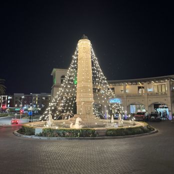 Tivoli Village - The roundabout - Shopping Centers Near Me - Las Vegas, Nevada Tivoli Village - The roundabout - Shopping Centers Near Me - Las Vegas, Nevada