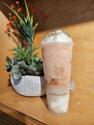 Tea Leaf and Creamery by null