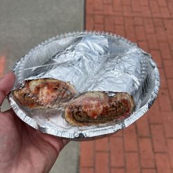 Antonio's Pizzeria New York - Have ordered from here plenty of times. Today I had the eggplant parm hero and it was excellent. Highly recommend this pizzeria.