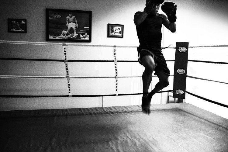 EchoValor Striking & MMA Logo