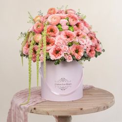 J'Adore Les Fleurs - Soft Coral Dream
SKU: JLF005463