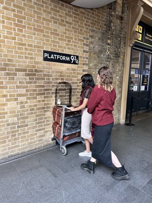 Harry Potter Shop King's Cross by null