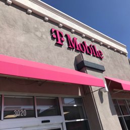 Exterior photo of T-Mobile - El Cerrito, California Exterior photo of T-Mobile - El Cerrito, California