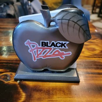 Black Pizza - Pizza Near Me - Zacatlán, PUE