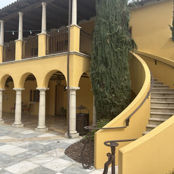 Calipaso Winery and Villa - Bed & Breakfast Near Me - Paso Robles, California